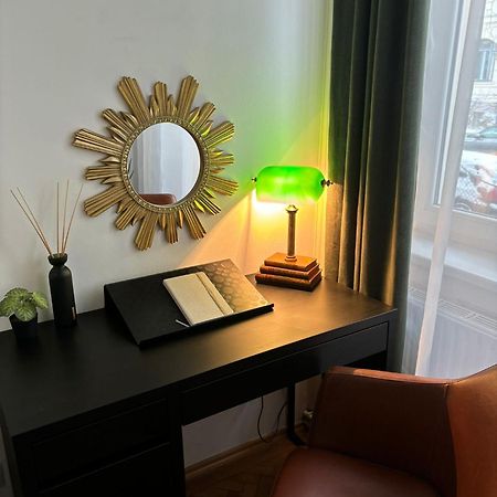 Apartment 5 Min Schoenbrunn Gloriette, Direct To City Center, Free Parking Wien Exterior foto