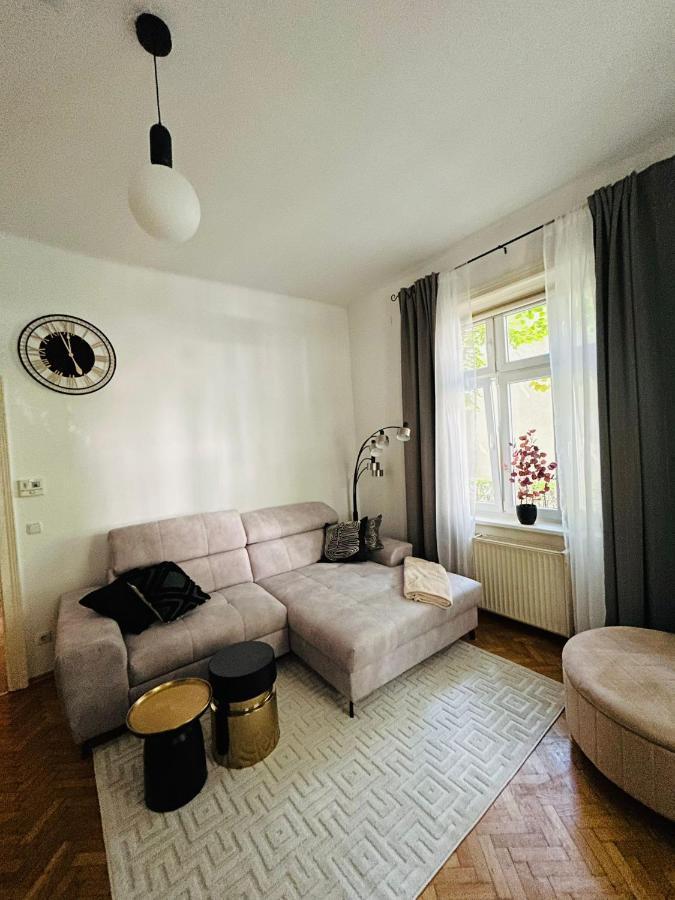 Apartment 5 Min Schoenbrunn Gloriette, Direct To City Center, Free Parking Wien Exterior foto